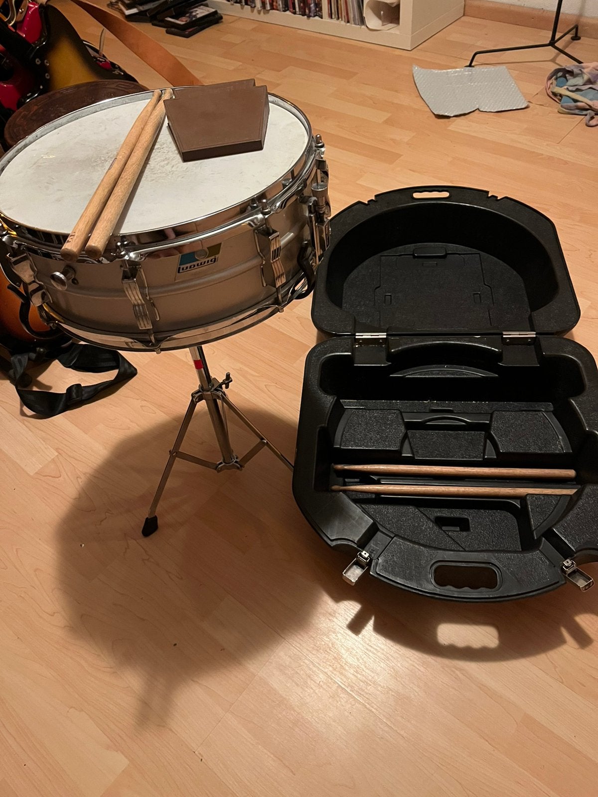 70’s Ludwig Acrolite Blue Olive - UFO case - Stand - Pad, Ophalen of Verzenden, Gebruikt, Trommel