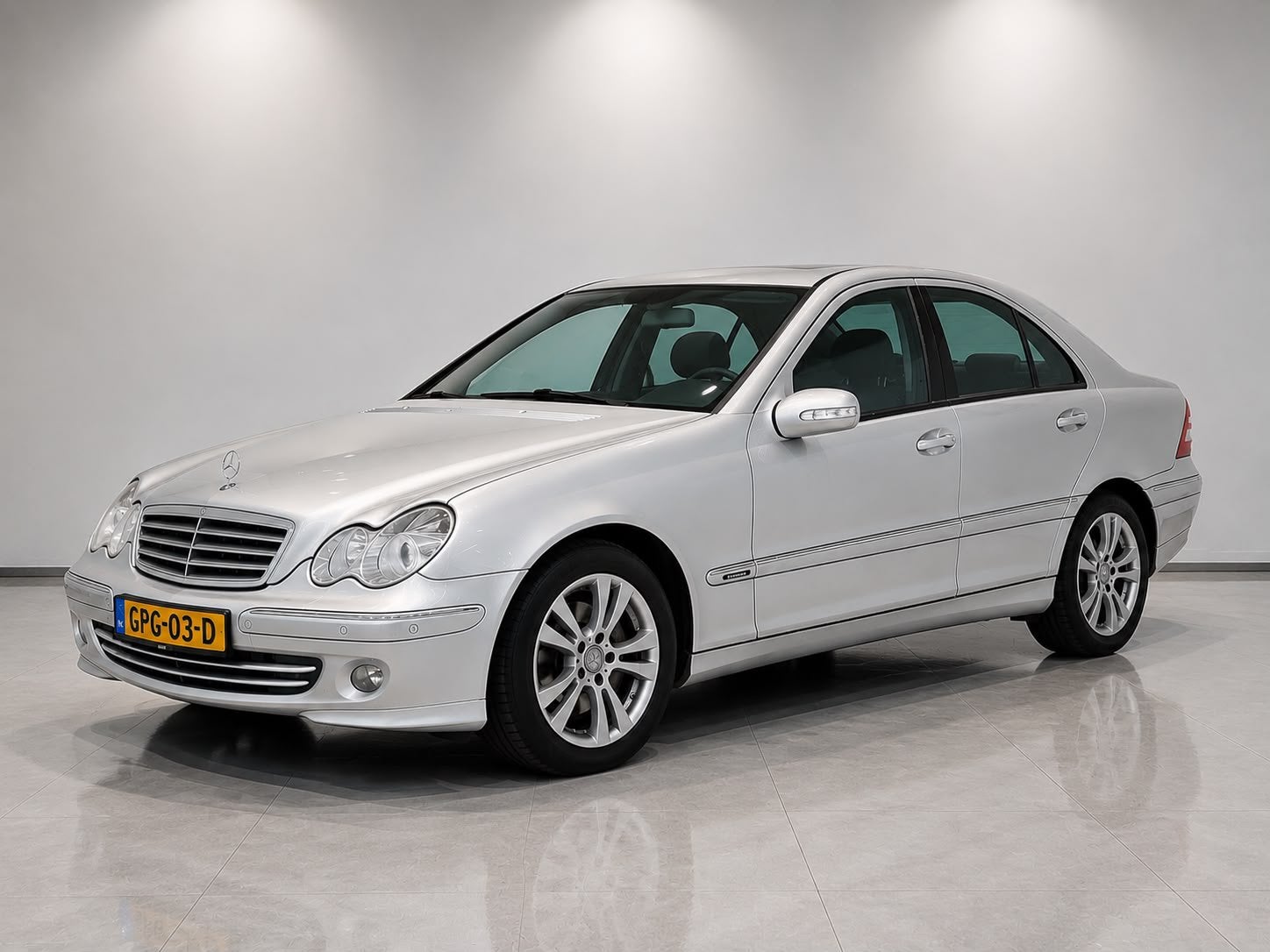 Mercedes C200 Kompr 163pk Elegance Nwe Kettingset Topstaat!, Automaat, Zwart, 4 cilinders, 1796 cc