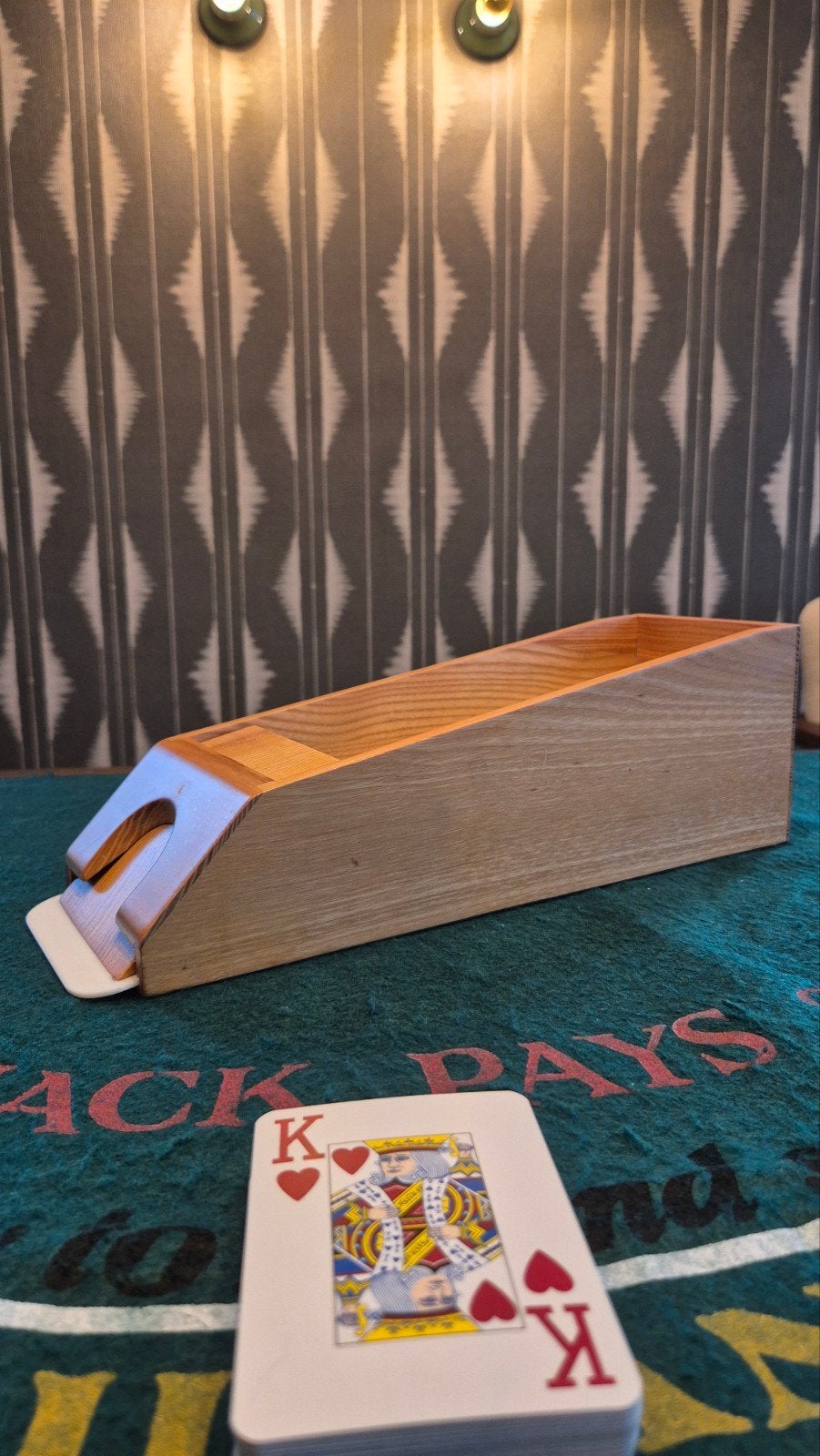 Blackjack set met speelkleed en 6 pakken Cartamundi kaarten, Hobby en Vrije tijd, Gezelschapsspellen | Kaartspellen, Nieuw, Vijf spelers of meer