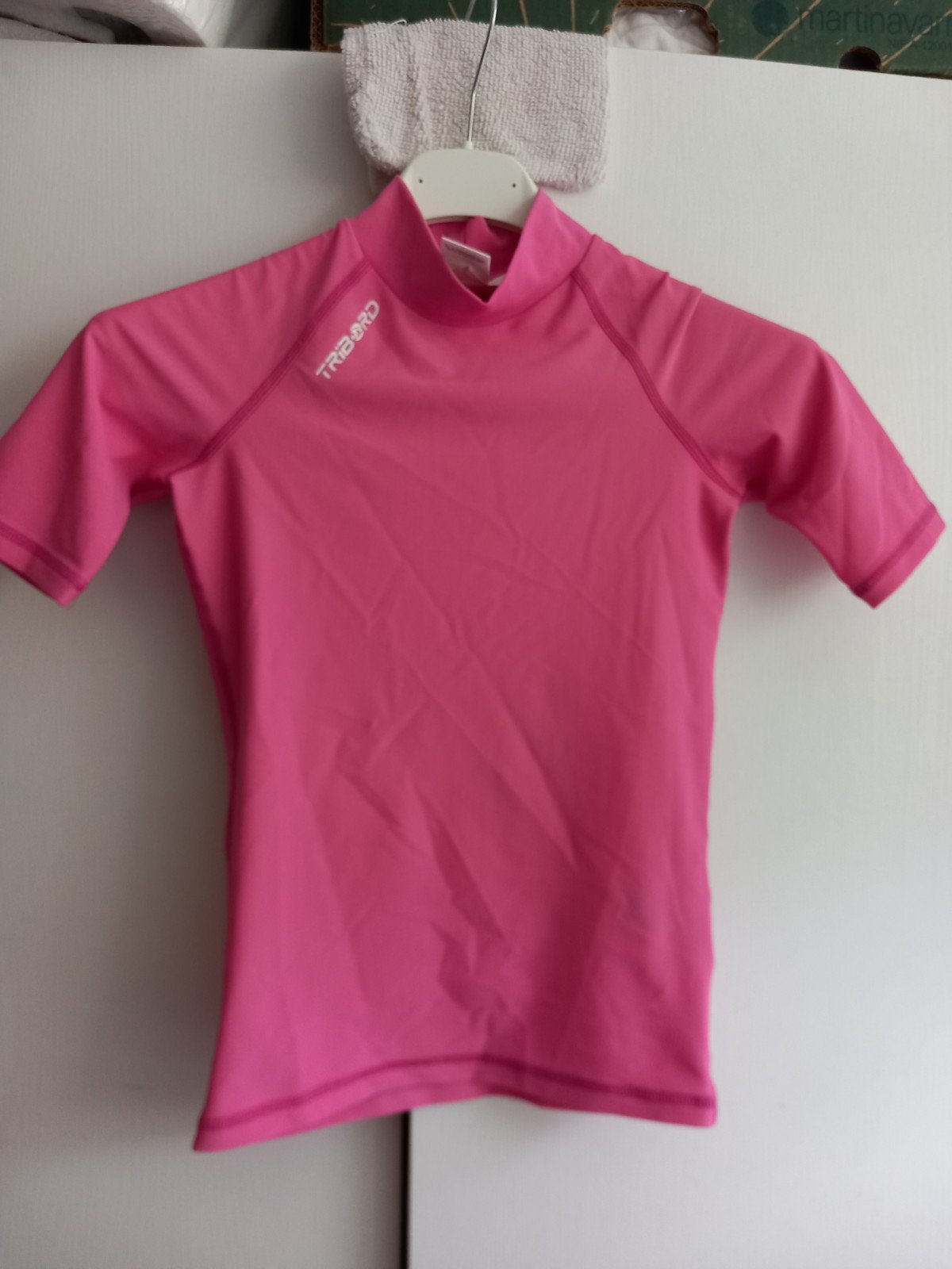 Bijna gratis Uv shirt 122 128 rose, Ophalen of Verzenden, Zo goed als nieuw, Maat 128, Jongen of Meisje