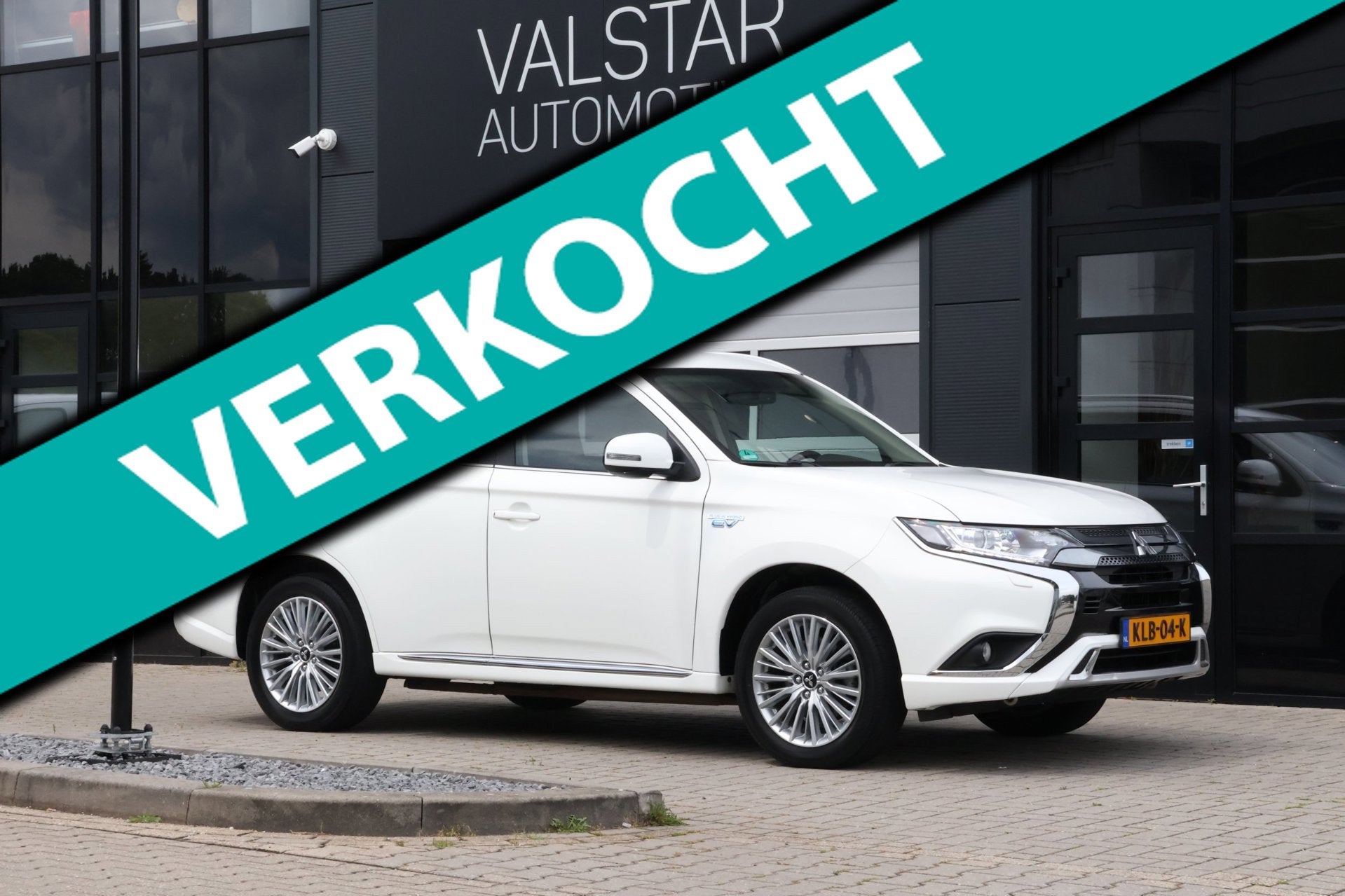 Mitsubishi Outlander 2.4 PHEV Intense+ Plug in Hybride | Sto, Auto's, Automaat, Euro 6, 4 cilinders, 1865 kg