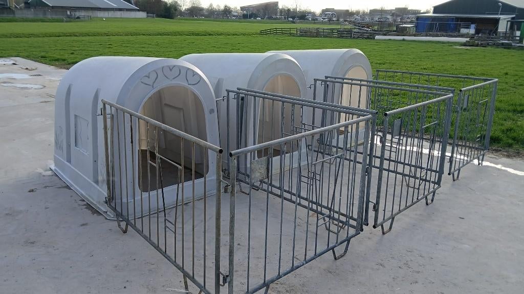 Kalveriglo schaap geit schuilhut dierenverblijf, Ophalen, Zo goed als nieuw
