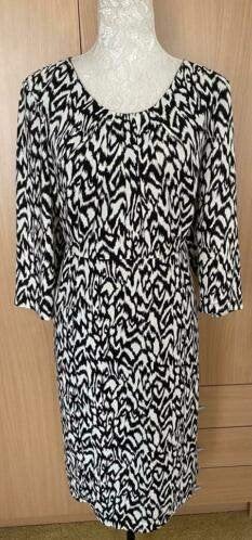 Micha jurk maat 44 [DM], Kleding | Dames, Zwart, Maat 42/44 (L), Ophalen of Verzenden, Zo goed als nieuw
