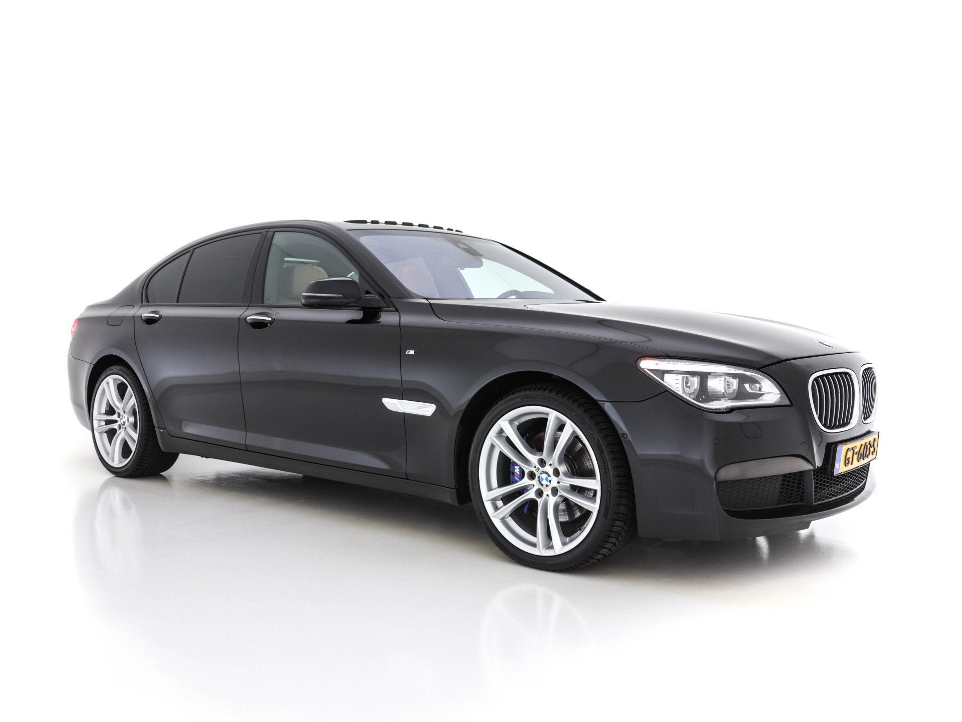 BMW 7 Serie 740d xDrive M-Sportpack Aut. *PANO | LEATHER | F, Auto's, BMW, Automaat, Euro 5, Gebruikt, 2993 cc