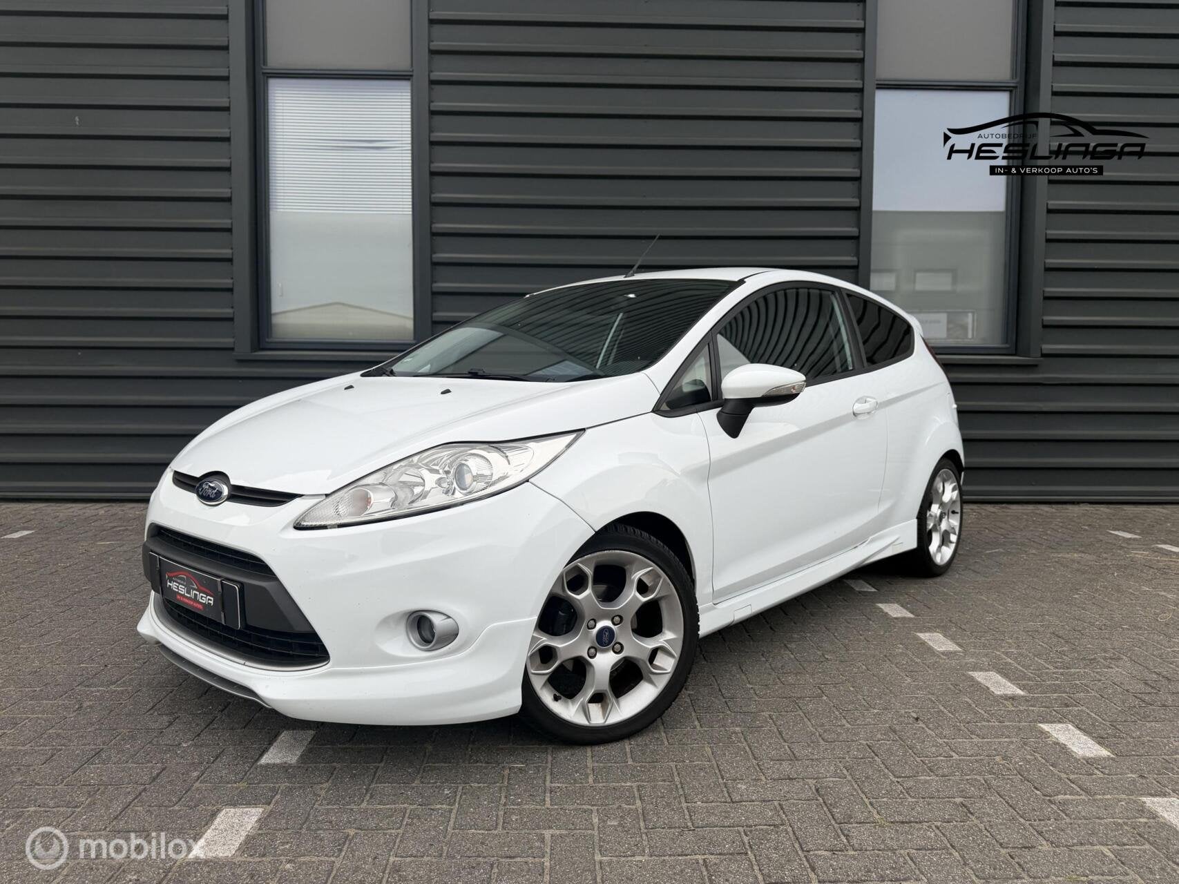 Ford Fiesta 1.6 Metal | Leder | Nieuwe APK, Auto's, 135 pk, Gebruikt, 31 €/maand, 4 cilinders