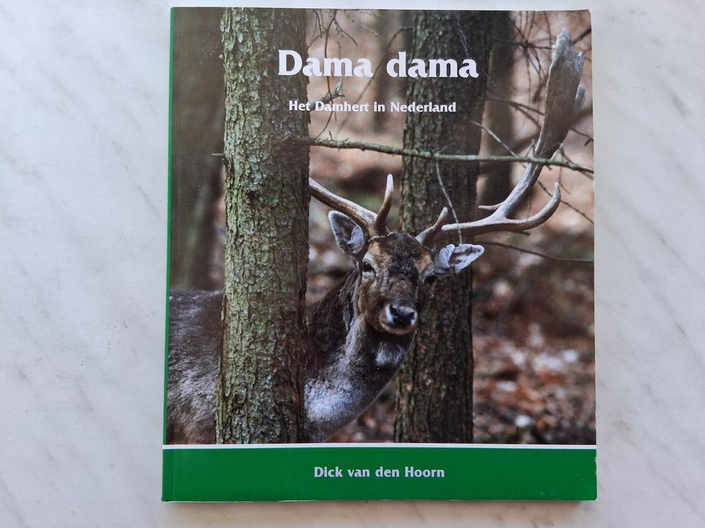 Dama dama  Het damhert in Nederland door Dick van den Hoorn, Nieuw, Ophalen of Verzenden, Dick van den Hoorn, Overige onderwerpen