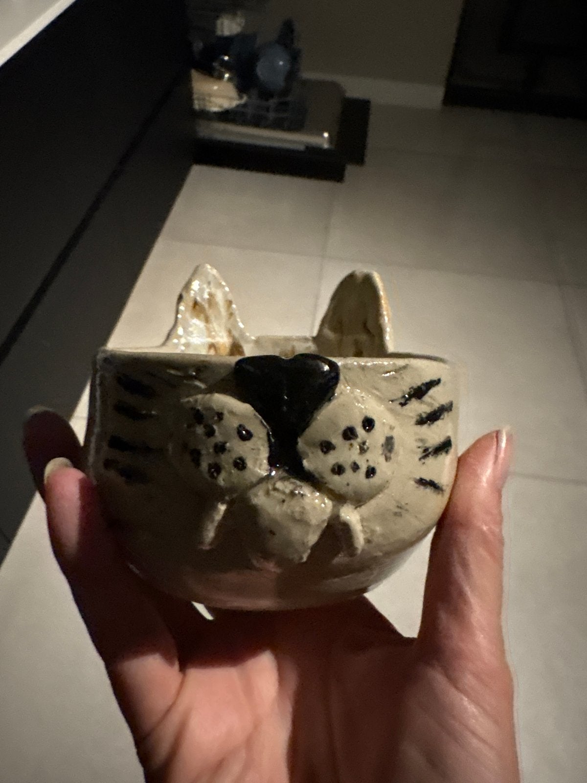 Handgemaakt keramiek bakje in kattenvorm, Antiek en Kunst, Ophalen
