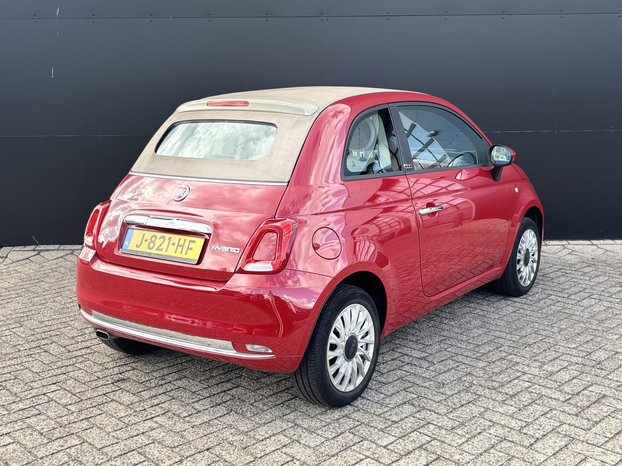 Fiat 500 C 1.0 Hybrid Lounge | Dealeronderhouden | Apple/And, Auto's, Voorwielaandrijving, Stof, Euro 6, Cabriolet