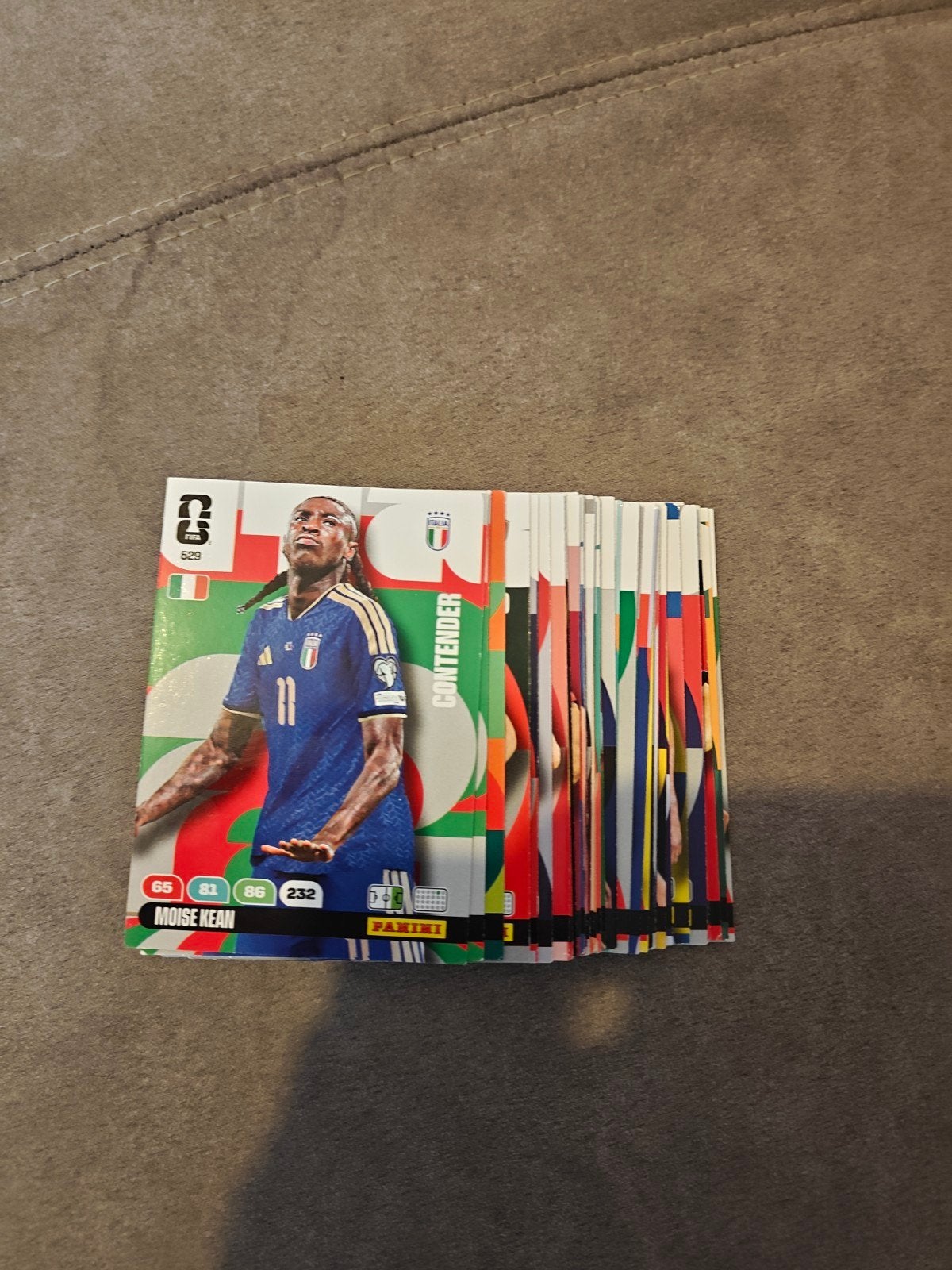 Panini Adrenalyn FIFA World Cup 2026 voetbalplaatjes, Hobby en Vrije tijd, Stickers en Plaatjes, Ophalen of Verzenden, Zo goed als nieuw