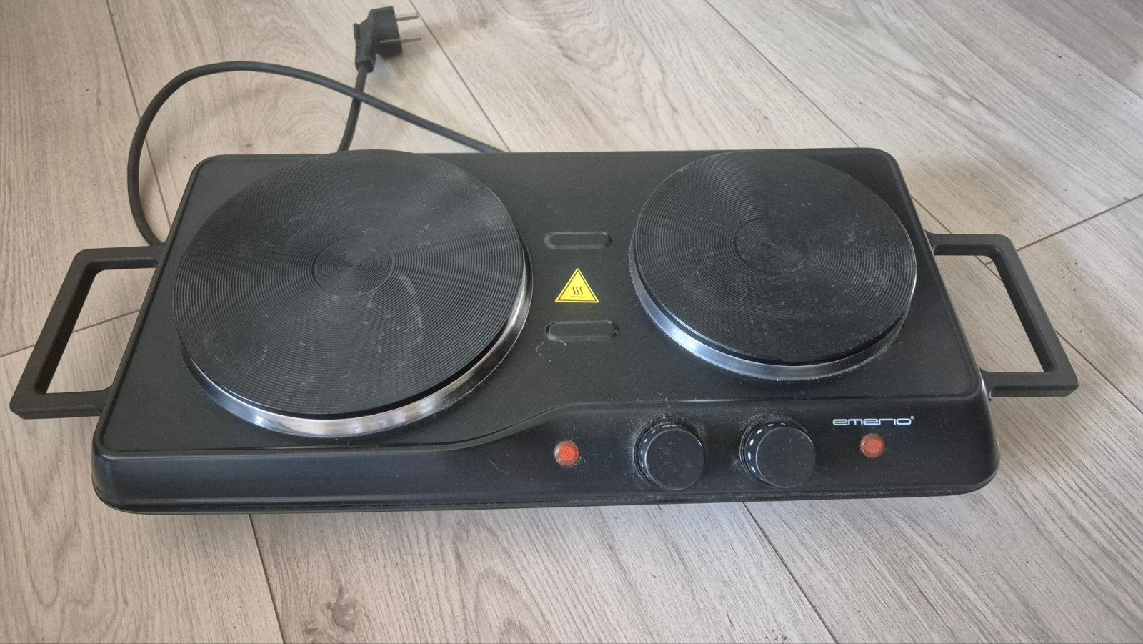 Emerio Dubbele Kookplaat - Draagbaar en Compact, Gebruikt, 3 kookzones of minder, Ophalen of Verzenden, Vrijstaand