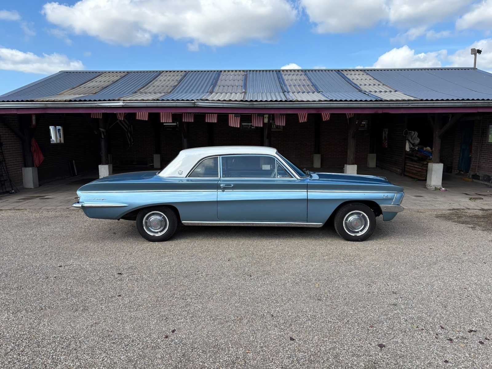 Oldsmobile Cutlass f85 Coupe 215 V8 - Oldtimer, foto 7