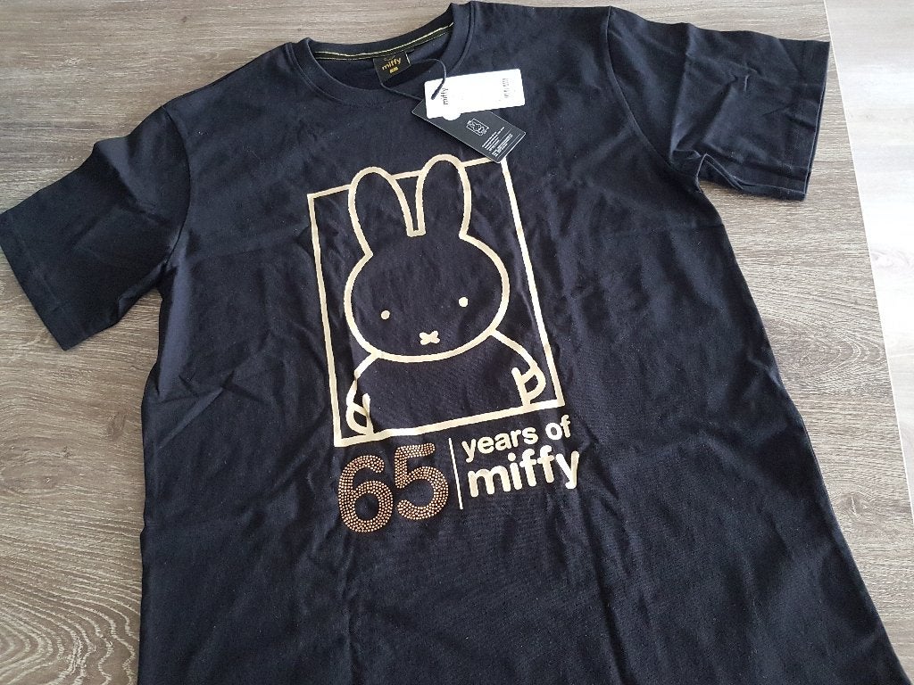 Miffy t-shirt maat L - jubileum uitgave, Verzamelen, Ophalen of Verzenden, Nieuw, Shirt