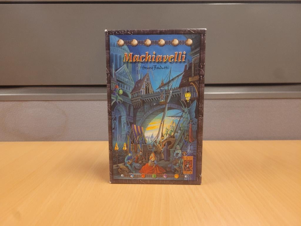 Machiavelli 999 Games Kaartspel Zo Goed Als Nieuw, 999 Games, Ophalen of Verzenden, Zo goed als nieuw, Vijf spelers of meer