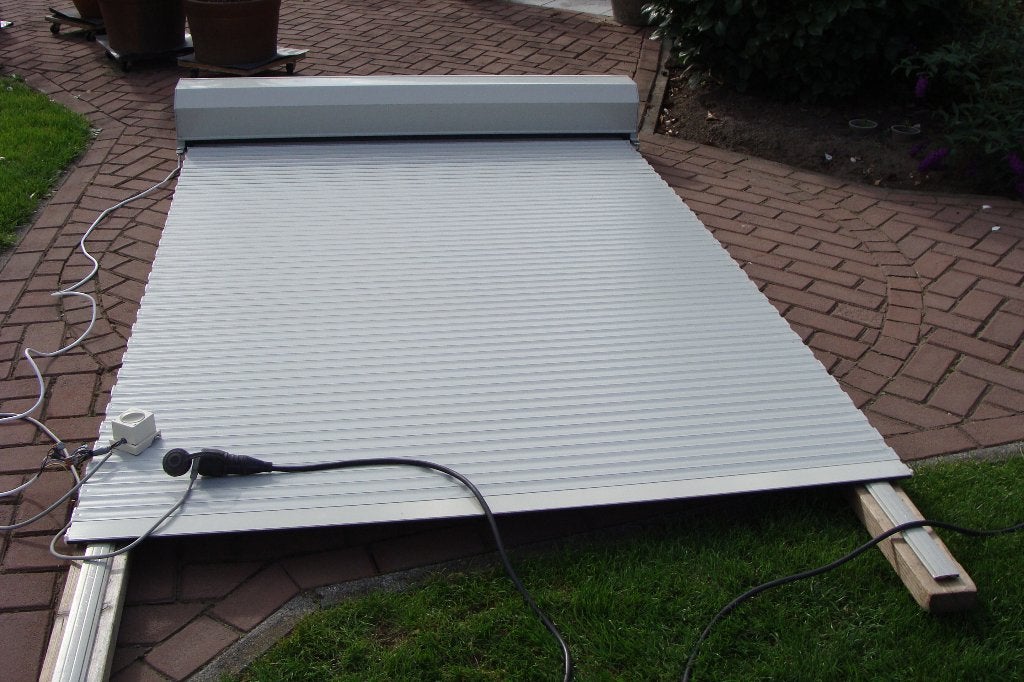 Te koop  Elektrische en handbediende rolluiken  I.Z.G.ST., Ophalen, Gebruikt, 200 cm of meer, 150 tot 200 cm