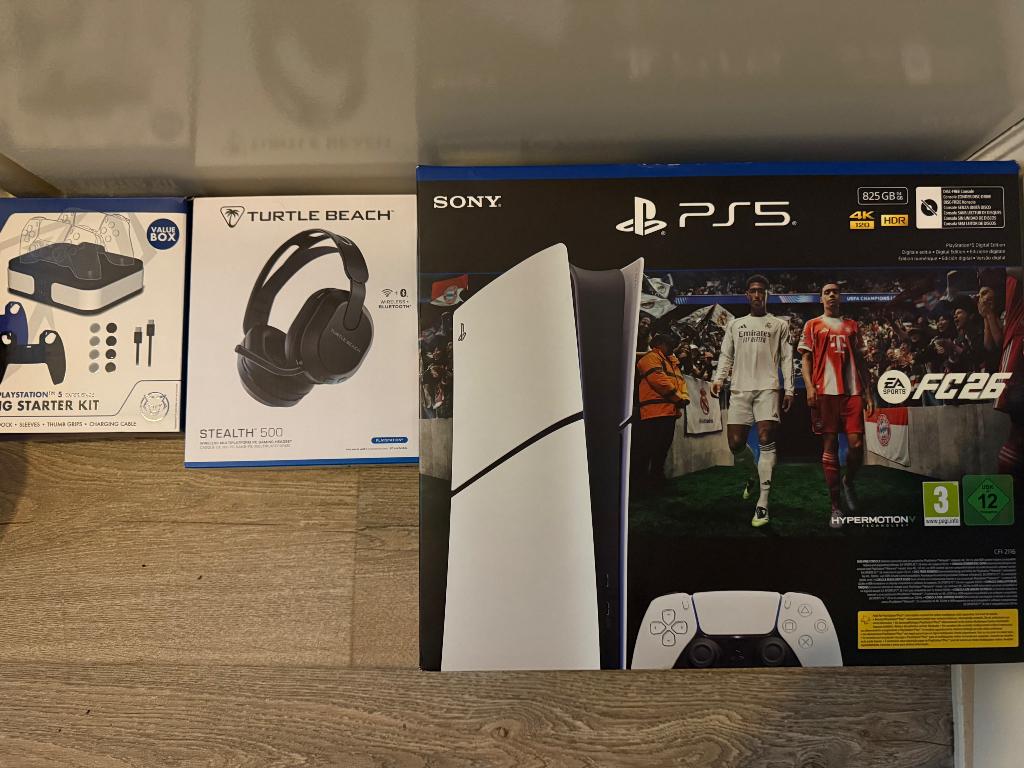 PS5 Digital + 200Hz Gaming Monitor+FC26+Turtle Beach Headset, Spelcomputers en Games, Spelcomputers | Sony PlayStation 5, Ophalen