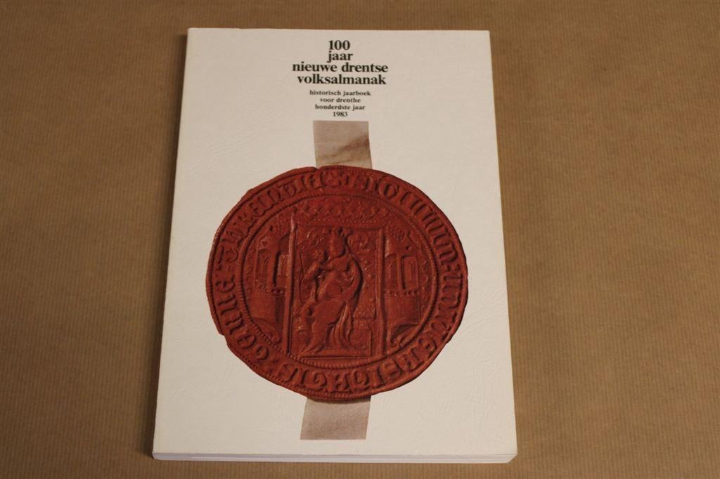 Drentse Volksalmanak — Jubileumnummer 100 jaar [1983], Ophalen of Verzenden, Gelezen