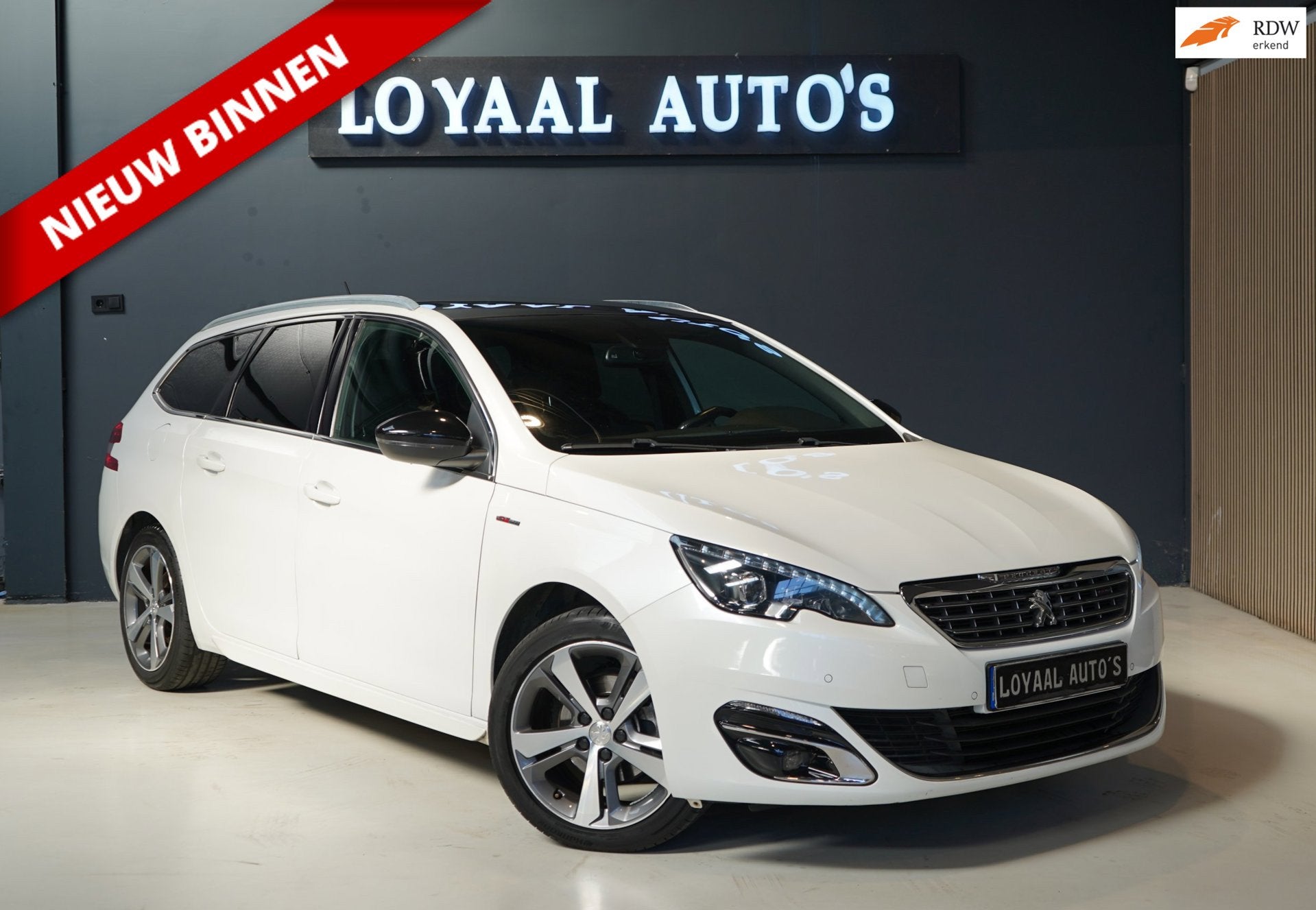 Peugeot 308 SW 1.2 PureTech GT-line | AUT | PANODAK | ACHTER, Auto's, Gebruikt, Euro 6, 1199 cc, Wit