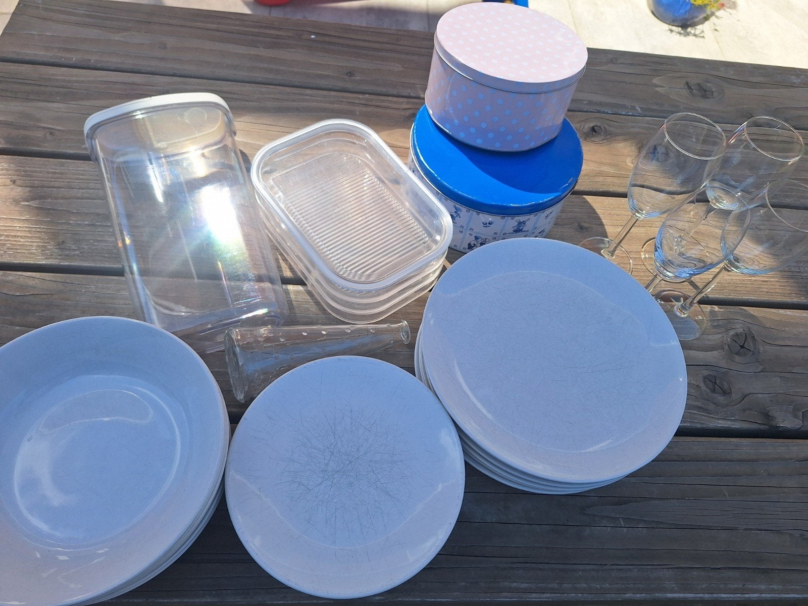 Diverse Keukenbenodigdheden: Servies, Glazen, Opbergers, Gebruikt, Keramiek, Ophalen of Verzenden, Bord(en)