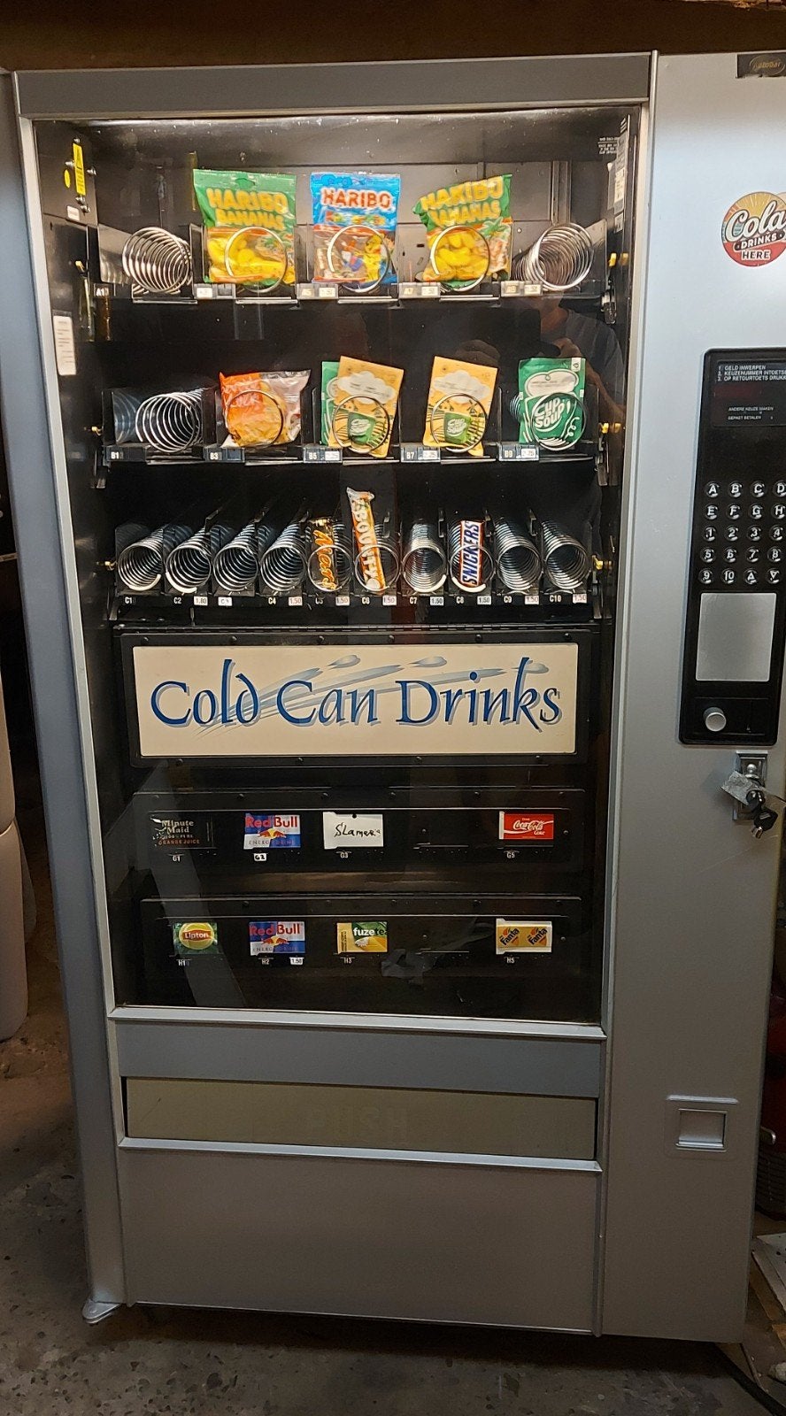 Snoepautomaat met blikjes, Ophalen, Zo goed als nieuw