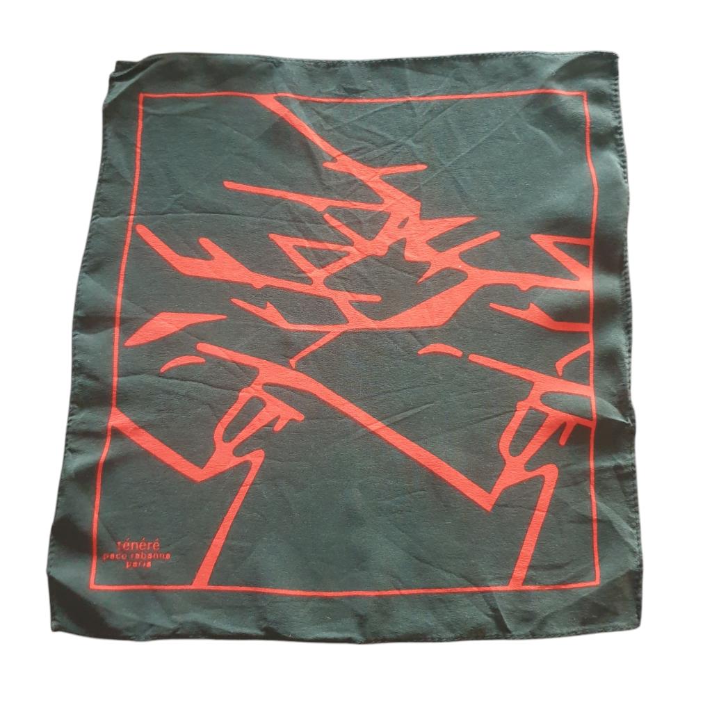 Paco Rabanne Téneré zijden zakdoek 1105, Kleding | Dames, -, -, Maat 46/48 (XL) of groter, Ophalen of Verzenden