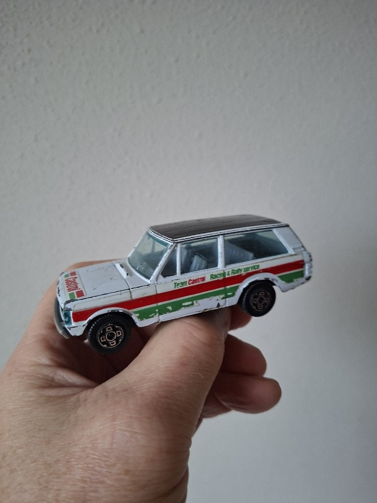Range Rover Team Castrol 1:45 Bburago 4156, Ophalen of Verzenden, Gebruikt, Auto, Overige merken