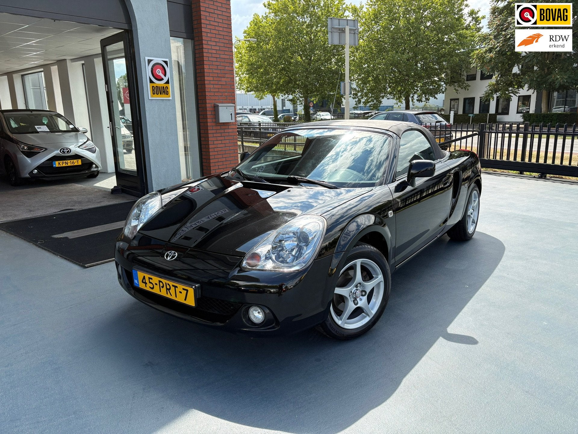Toyota MR 2 1.8-16v VVT-i SOFT/HARDTOP LMV, Gebruikt, 4 cilinders, Cabriolet, 990 kg