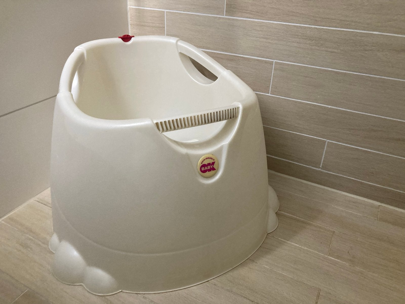 Babybadje Tummy Tub - Wit, Kinderen en Baby's, Badjes en Verzorging, Tummy Tub, Zo goed als nieuw, Standaard, Ophalen