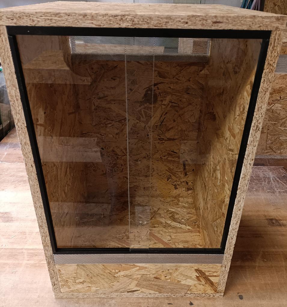 Foto 16 van osb3 terrariums ook maat werk