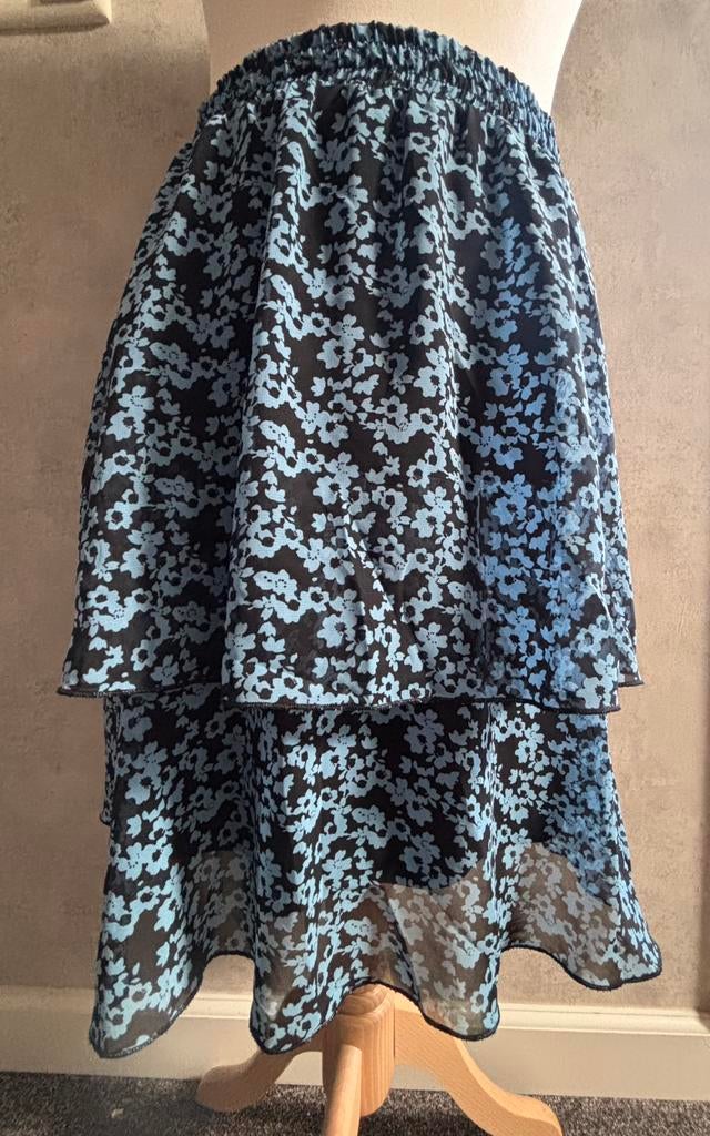 > Leuk rokje, Elvira!, Kleding | Dames, Rokken, Maat 38/40 (M), Blauw, Ophalen of Verzenden, Zo goed als nieuw
