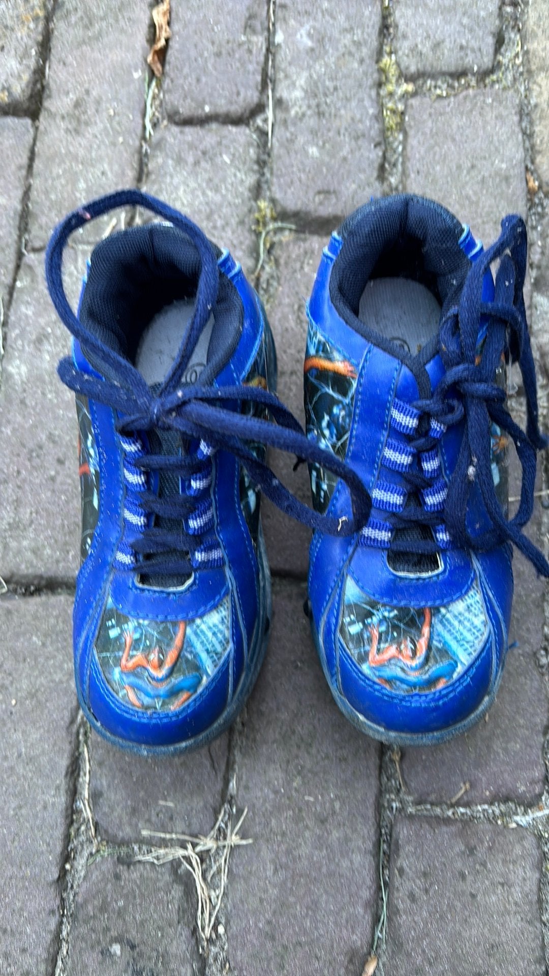 Schoenen wieltjes, rolschaats schoene Spiderman maat 30, Ophalen of Verzenden, Gebruikt, Kinderen
