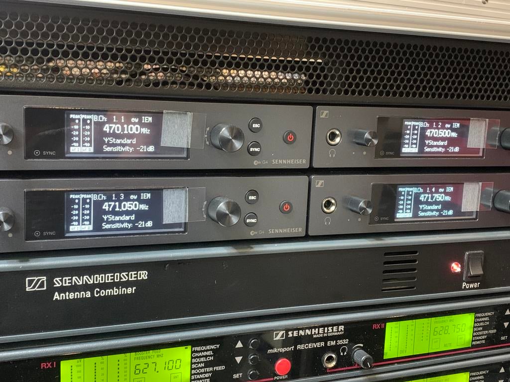 SENNHEISER 4ch IEM, 2x SKM5200, 2 x SK5212 + 3 Ant.  (lezen), Ophalen, Zo goed als nieuw, Audio
