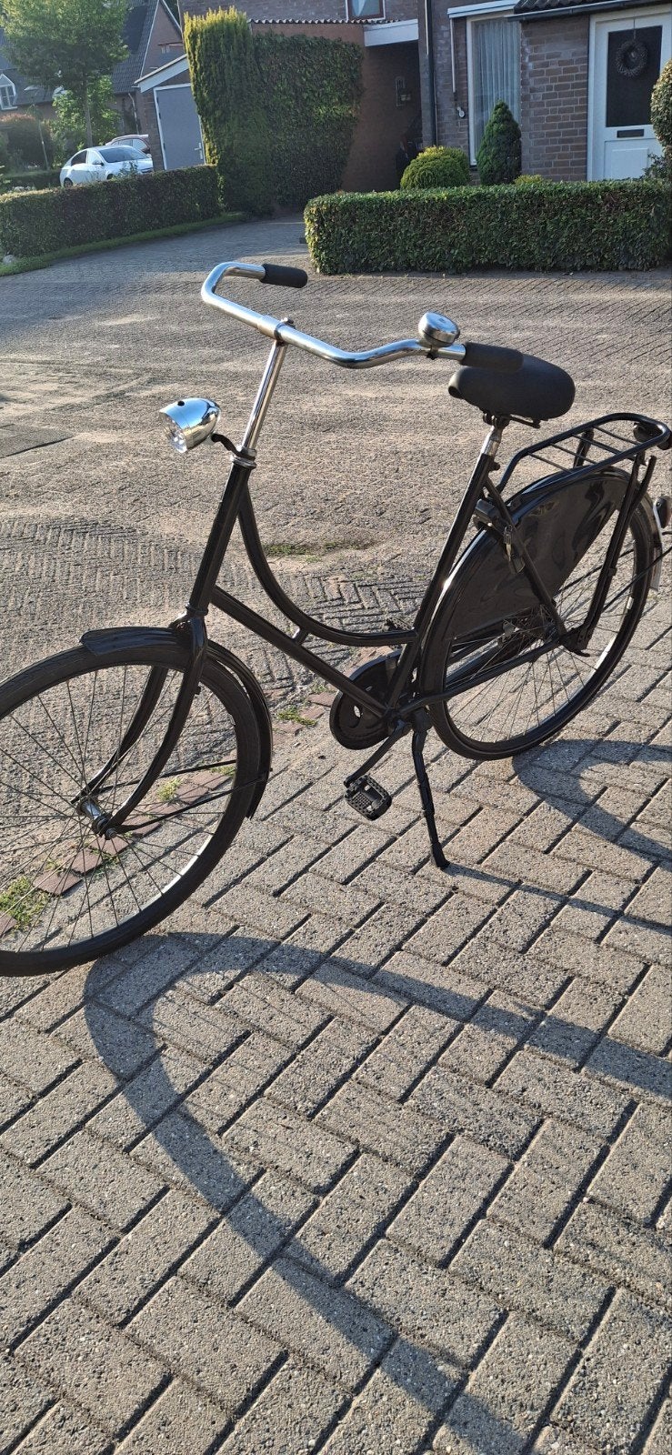 Oma's fiets.  28 inch.  Frame maat 58 cm, Ophalen, Terugtraprem, 56 cm of meer, Zo goed als nieuw
