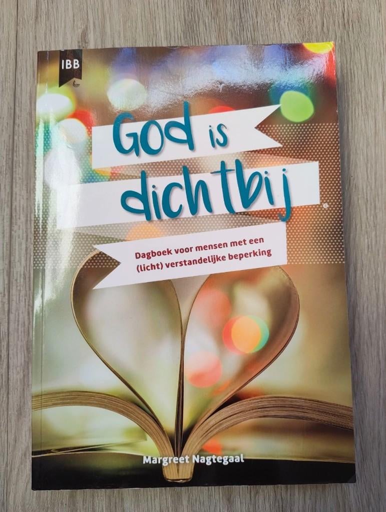 God is dichtbij - dagboek, Margreet Nagtegaal, Boeken, Ophalen of Verzenden, Zo goed als nieuw