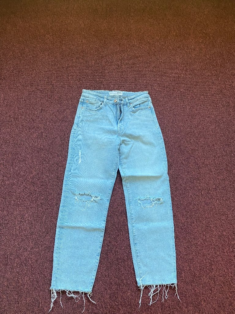 Stradivarius jeans, Ophalen of Verzenden, Zo goed als nieuw, Blauw, W28 - W29 (confectie 36)