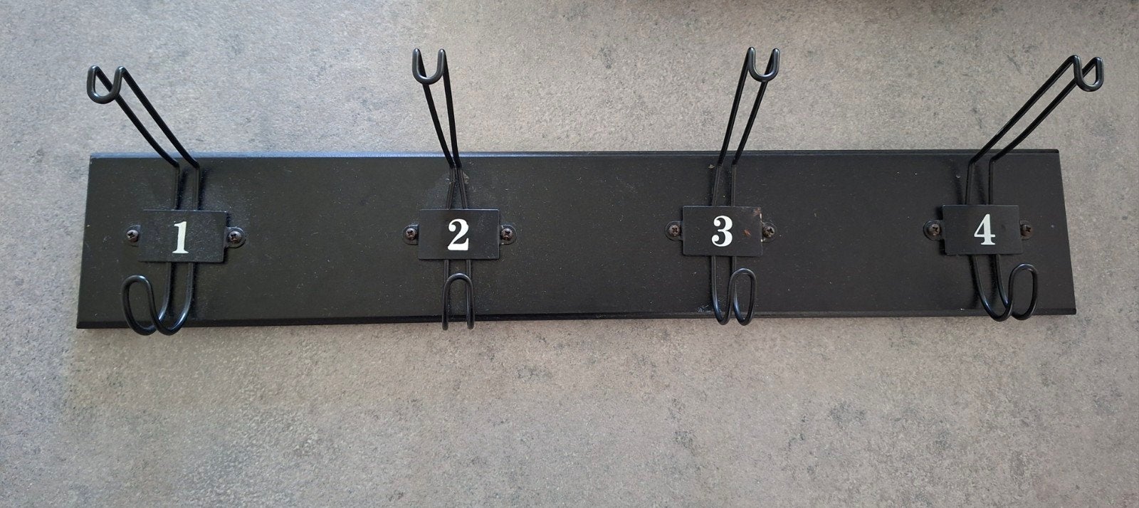 Kapstok 4 haken metaal / mdf 56x10 zwart, Overige materialen, Zo goed als nieuw, Minder dan 100 cm, Ophalen