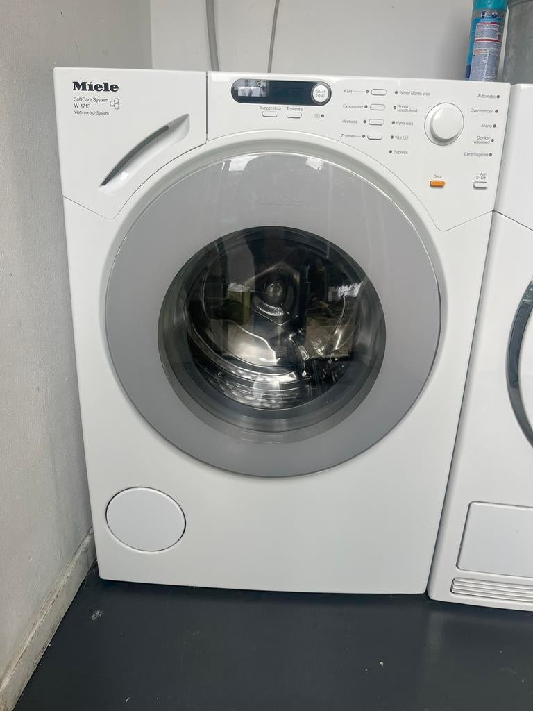 Miele SoftCare System W1713 wasmachine, werkt perfect, Ophalen, Zo goed als nieuw, 85 tot 90 cm, 1200 tot 1600 toeren