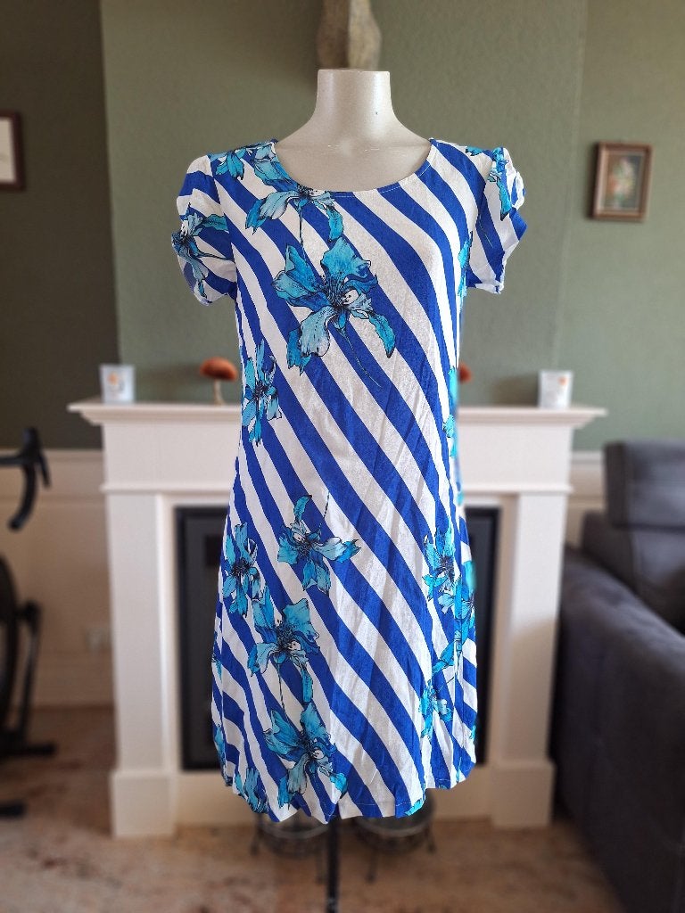 Rinascimento heerlijk zomers blauw wit jurkje L, Knielengte, Gedragen, Verzenden, Blauw