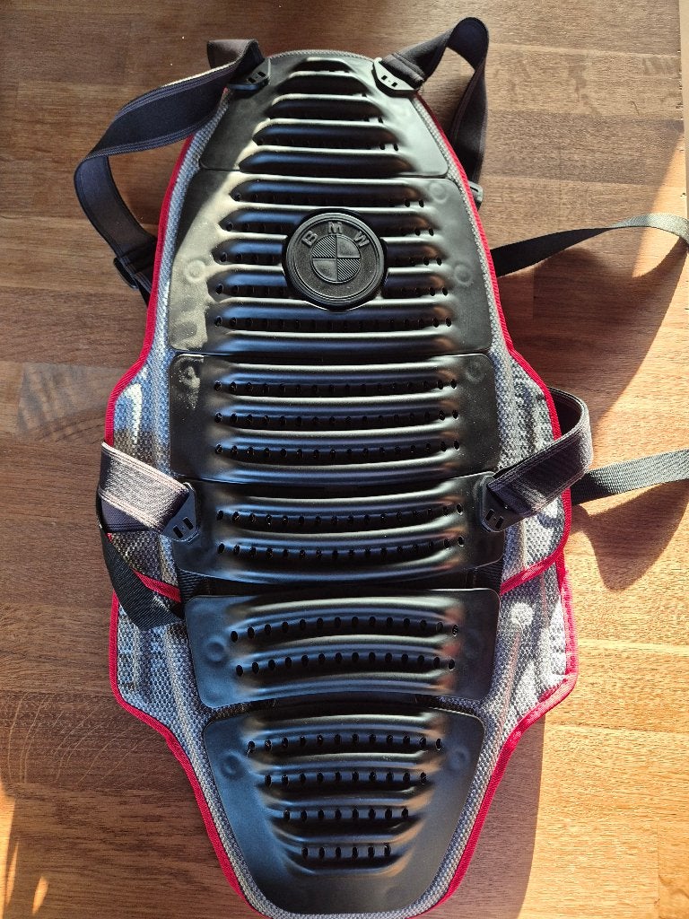 BMW Motorrad rugprotector van Dainese verstelbaar, Motoren, Kleding | Motorkleding, Dainese, Overige typen, Dames, Ophalen of Verzenden