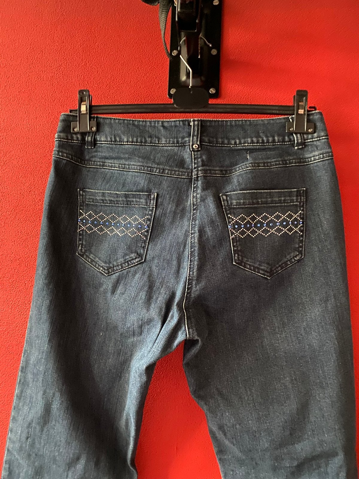 Nieuwe broek met strass van M&S Mode maat 42. NIEUW, Blauw, Maat 42/44 (L), Nieuw, Ophalen of Verzenden