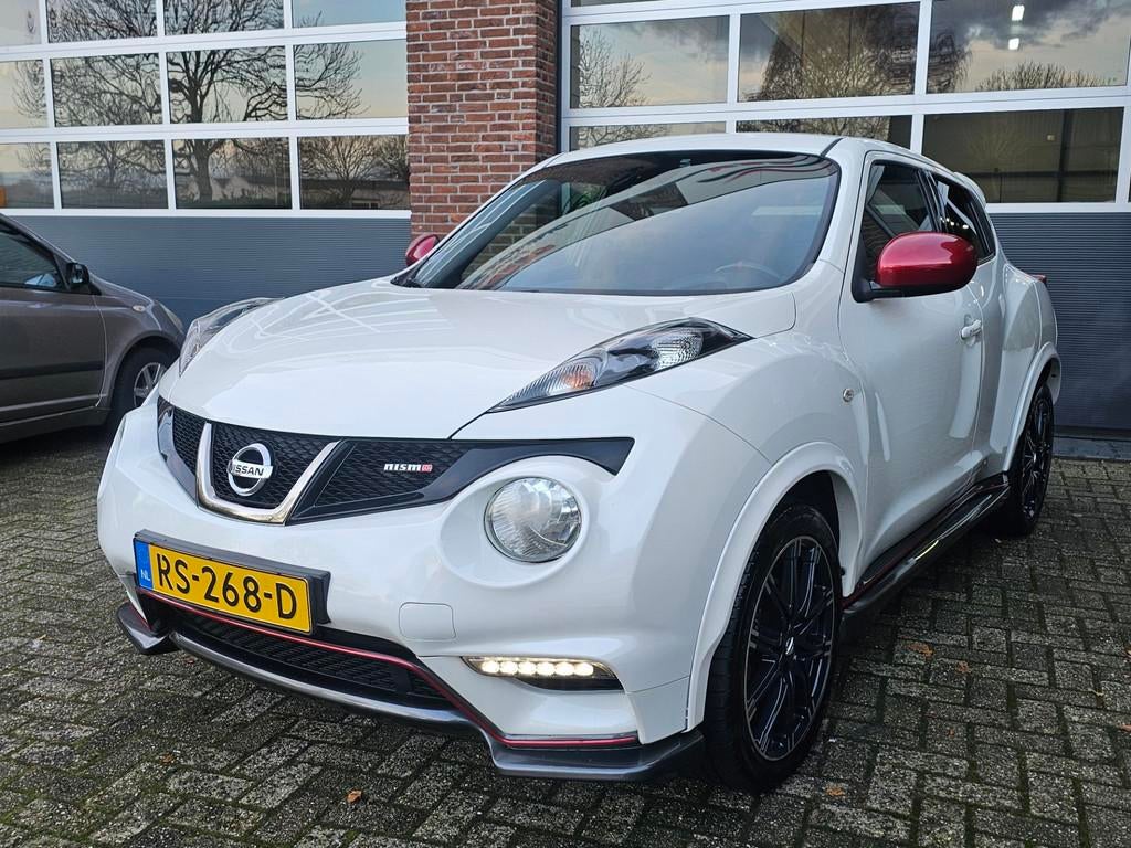 Nissan Juke 1.6 Turbo NISMO All-Mode Automaat |Parelmoer |Ca, Auto's, Nissan, Euro 5, 1618 cc, Gebruikt, 4 cilinders