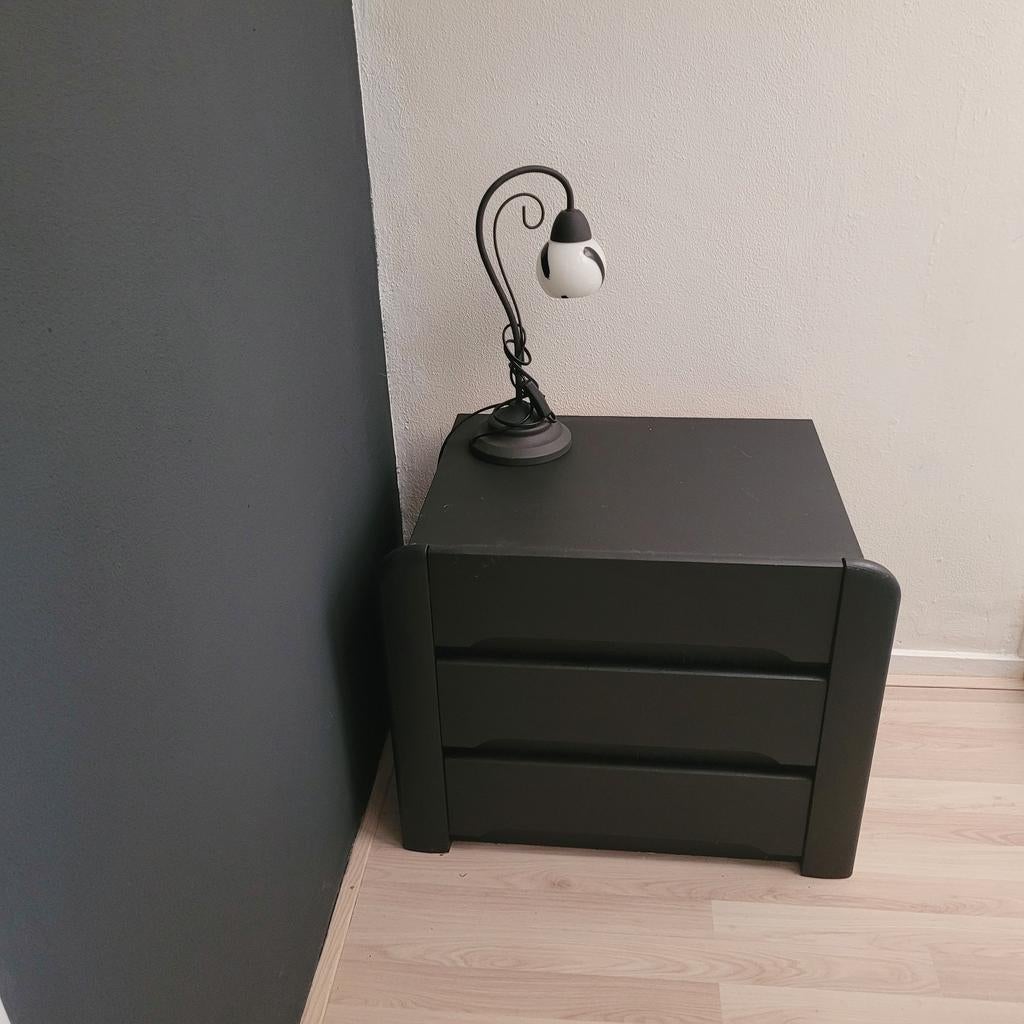 Ladenkast nachtkast, Ophalen, 50 tot 100 cm, 3 of 4 laden, Minder dan 100 cm