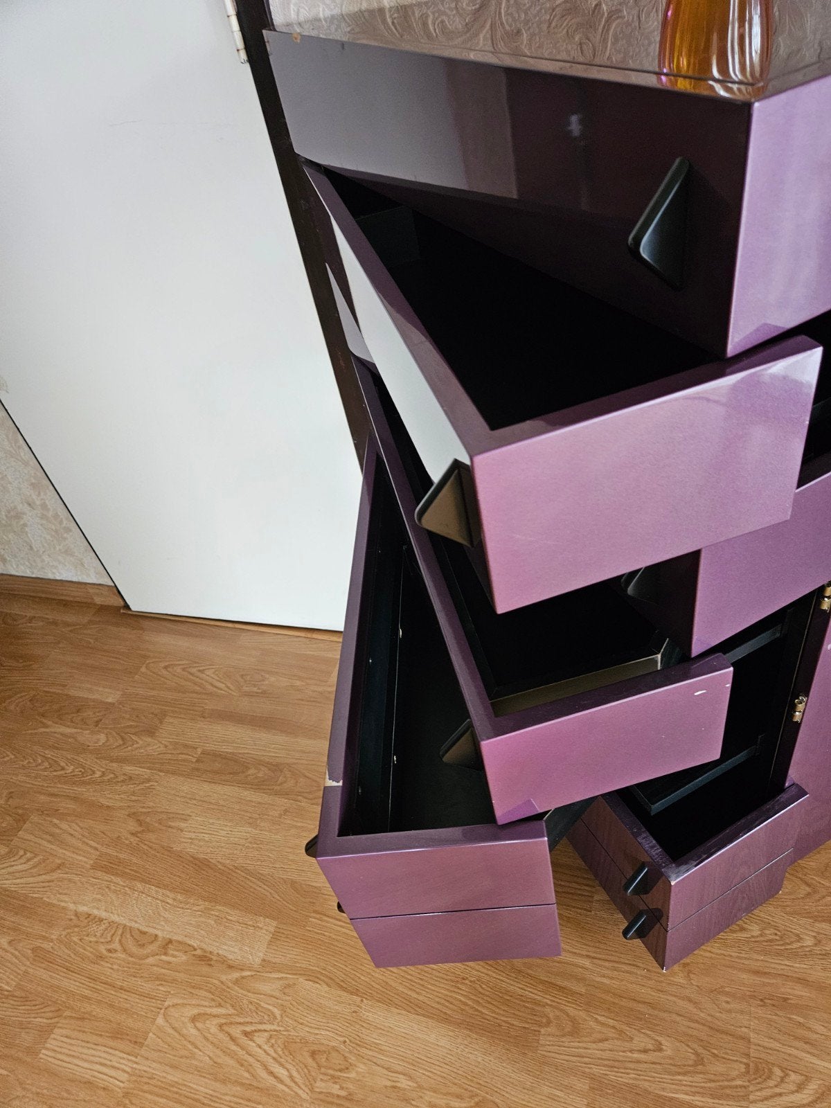 Gratis af te halen
X2 nachtkastje 
Kast met lades 
Schoenenk, Ophalen of Verzenden, Gebruikt, 25 tot 50 cm, Minder dan 100 cm