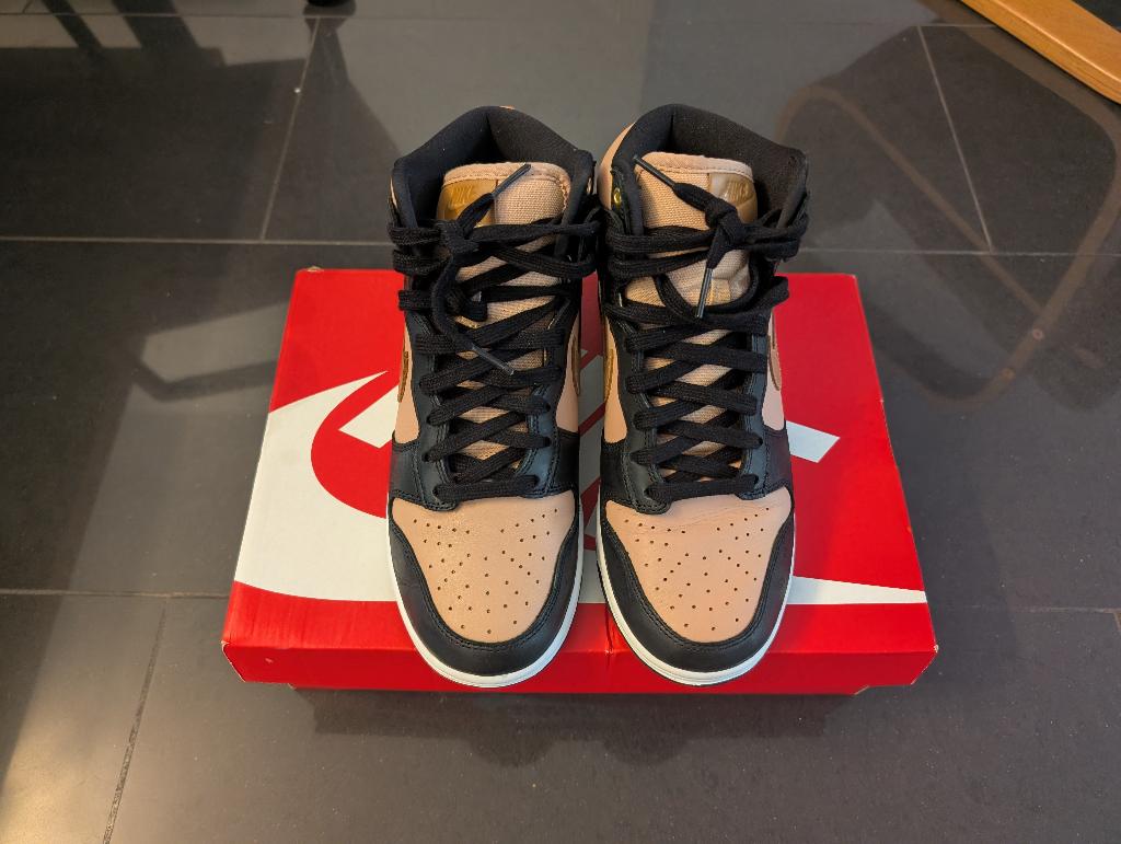 Nike Dunk High LXX Sneakers Maat 40 (25,5 cm), Overige kleuren, Ophalen of Verzenden, Sneakers of Gympen, Zo goed als nieuw
