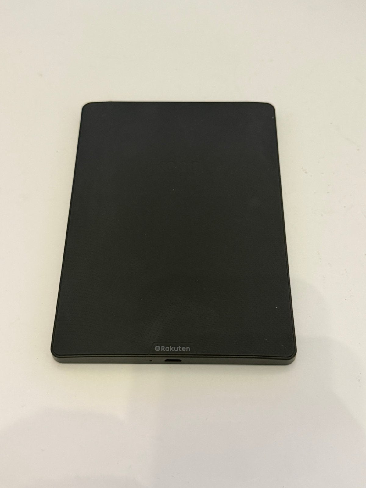 Kobo Glo HD e-reader – nette staat met hoes, Kobo, Ophalen of Verzenden, Zo goed als nieuw, 4 GB of minder