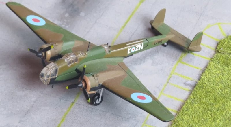 Handley-Page Hampden, Schaal 1:144 - vliegtuig model, Overige merken, 1:144 tot 1:200, Ophalen of Verzenden, Zo goed als nieuw