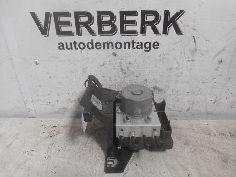 ABS POMP Opel Corsa E (01-2014/06-2019) (39084530bdp), Bahnhofsplatz 65423 Rüsselsheim am Main, DE, Gebruikt, Opel, Opel Automobile GmbH