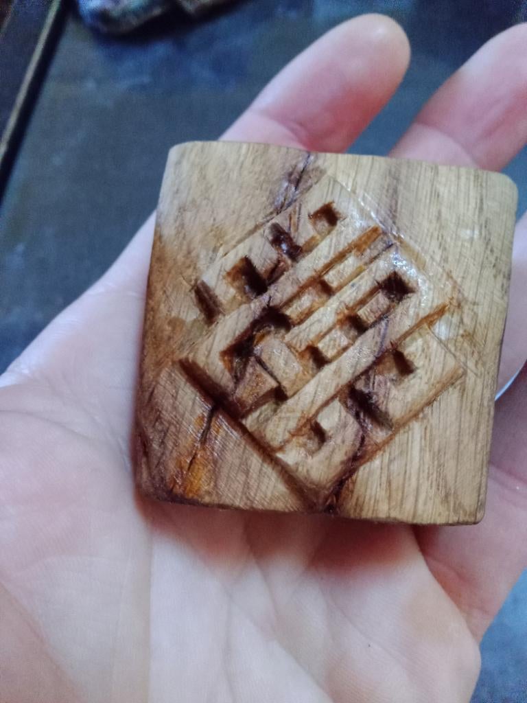 Oneindige knoop, handgesneden, Ophalen of Verzenden
