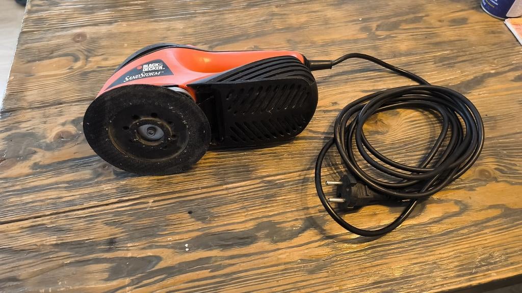 Black & Decker Sandstorm schuurmachine - Werkt uitstekend!, Ophalen, Gebruikt