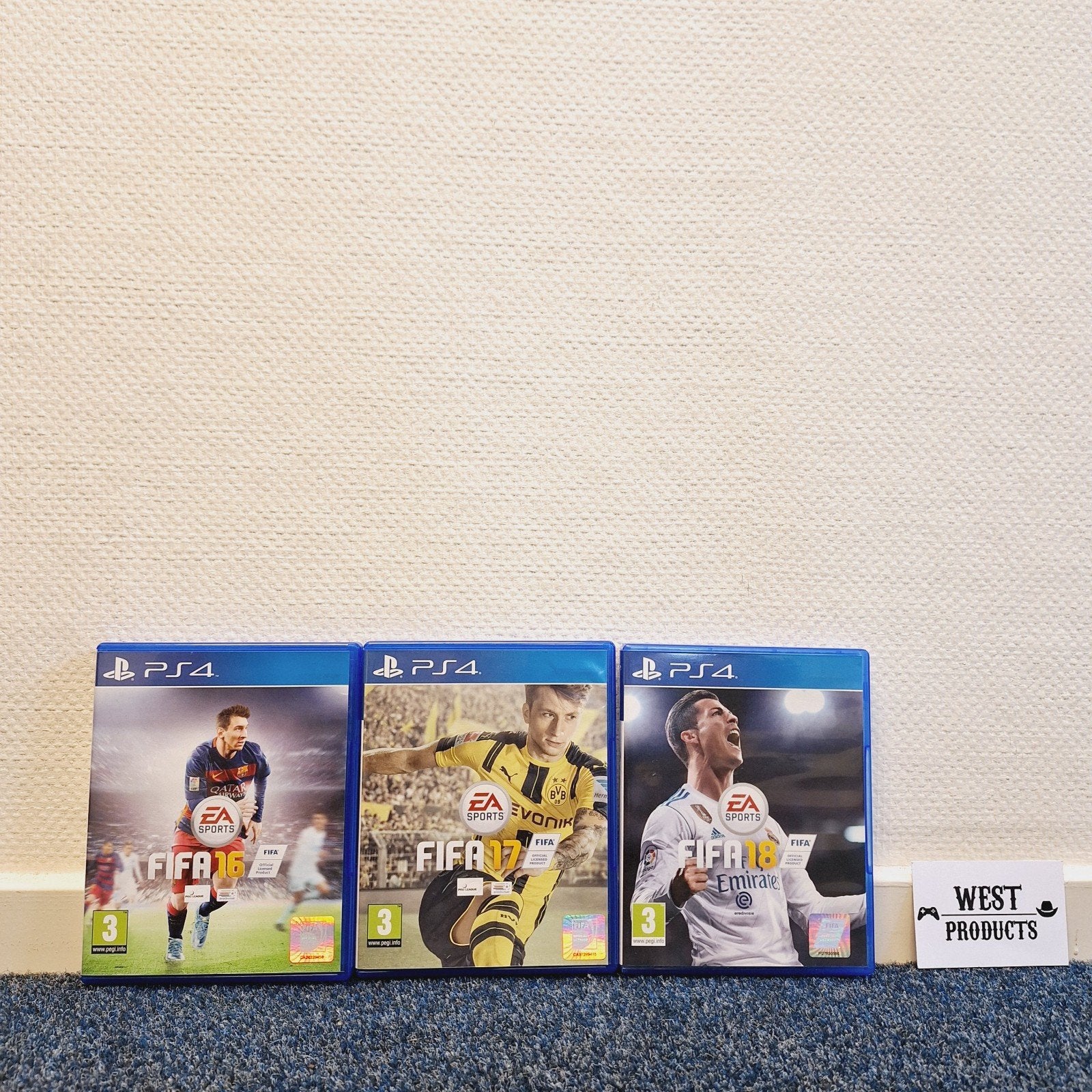 FIFA Collection (16 & 17) - Playstation 4 | PS4 | ZGAN, ., Ophalen of Verzenden, Zo goed als nieuw, Eén computer