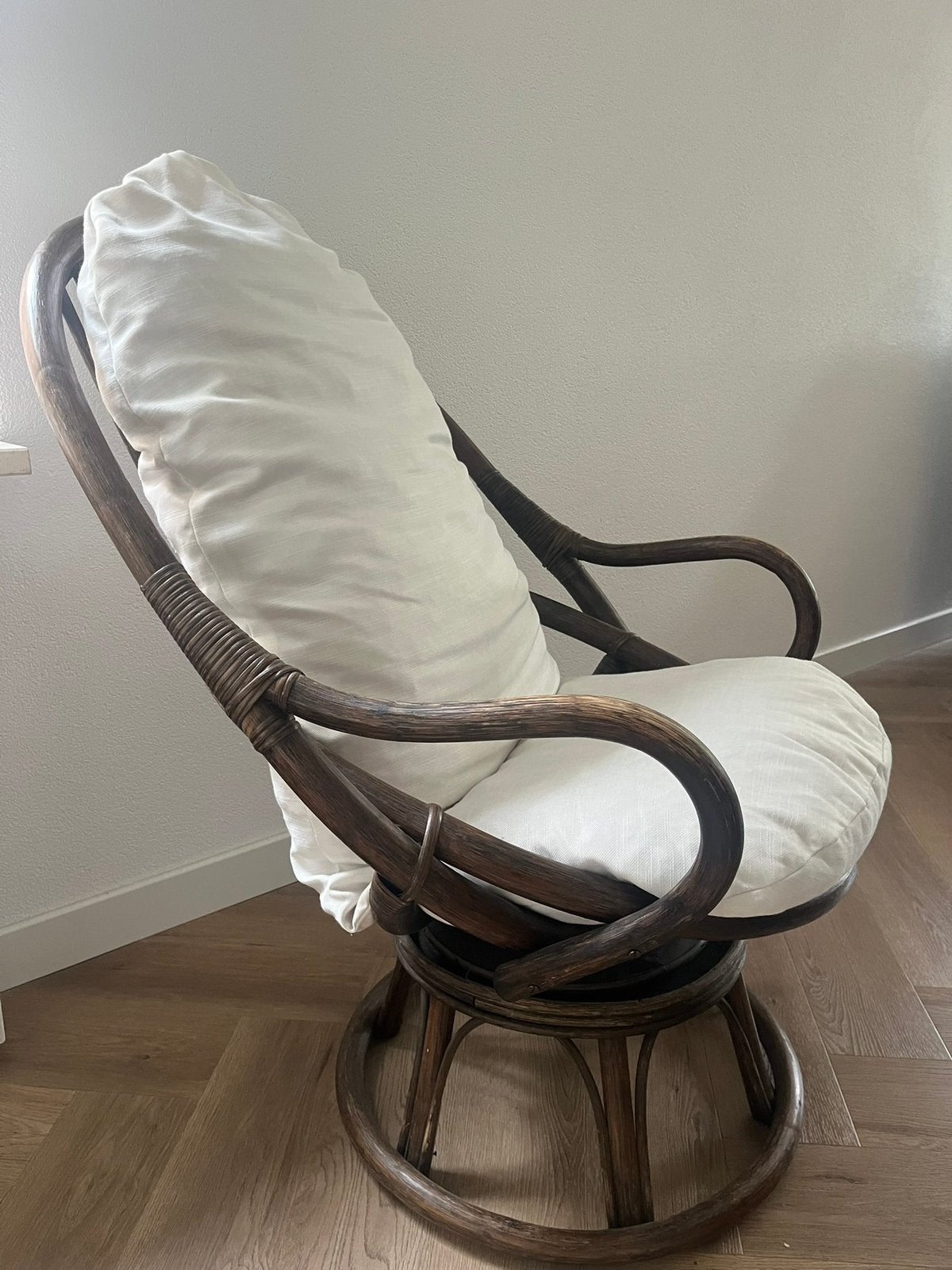 Draaifauteuil hout, Ophalen, Gebruikt, 75 tot 100 cm, Stof